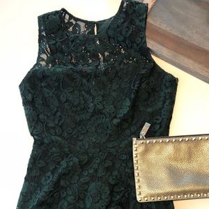 BB Dakota emerald lace sleeveless dress size 4